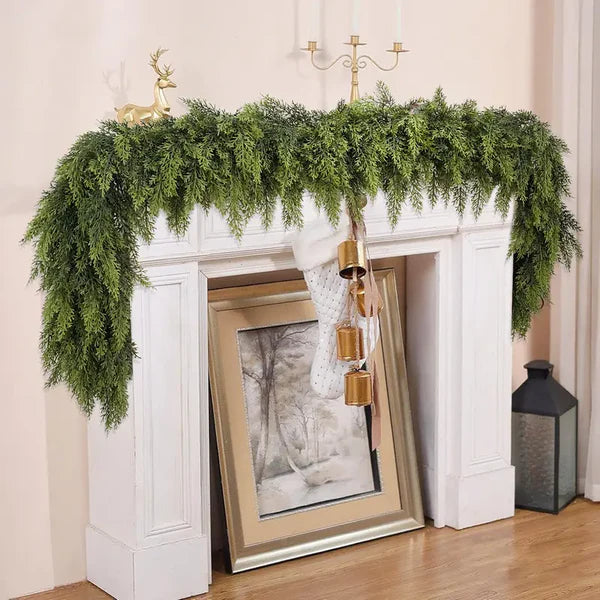 CedarBloom™ Real-Touch Garland